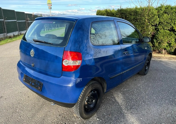 Volkswagen Fox cena 6900 przebieg: 158000, rok produkcji 2006 z Chojnice małe 106